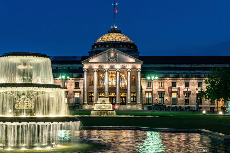 Kurhaus in Wiesbaden als Veranstaltungsort der Silvester Gala im Kurhaus Wiesbaden 2026☆2027 Kurhaus in Wiesbaden als Veranstaltungsort der Silvester Gala im Kurhaus Wiesbaden 2026☆2027