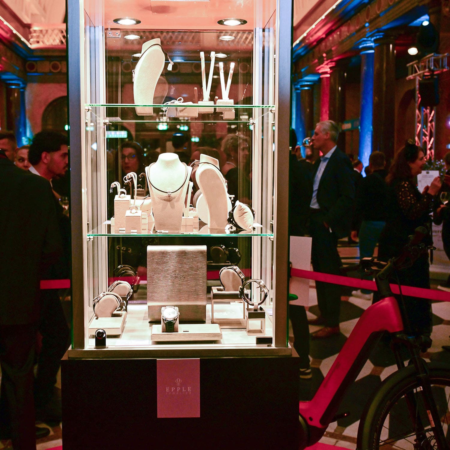 Hochwertige Tombola zur Silvester Gala im Kurhaus Wiesbaden 2026☆2027