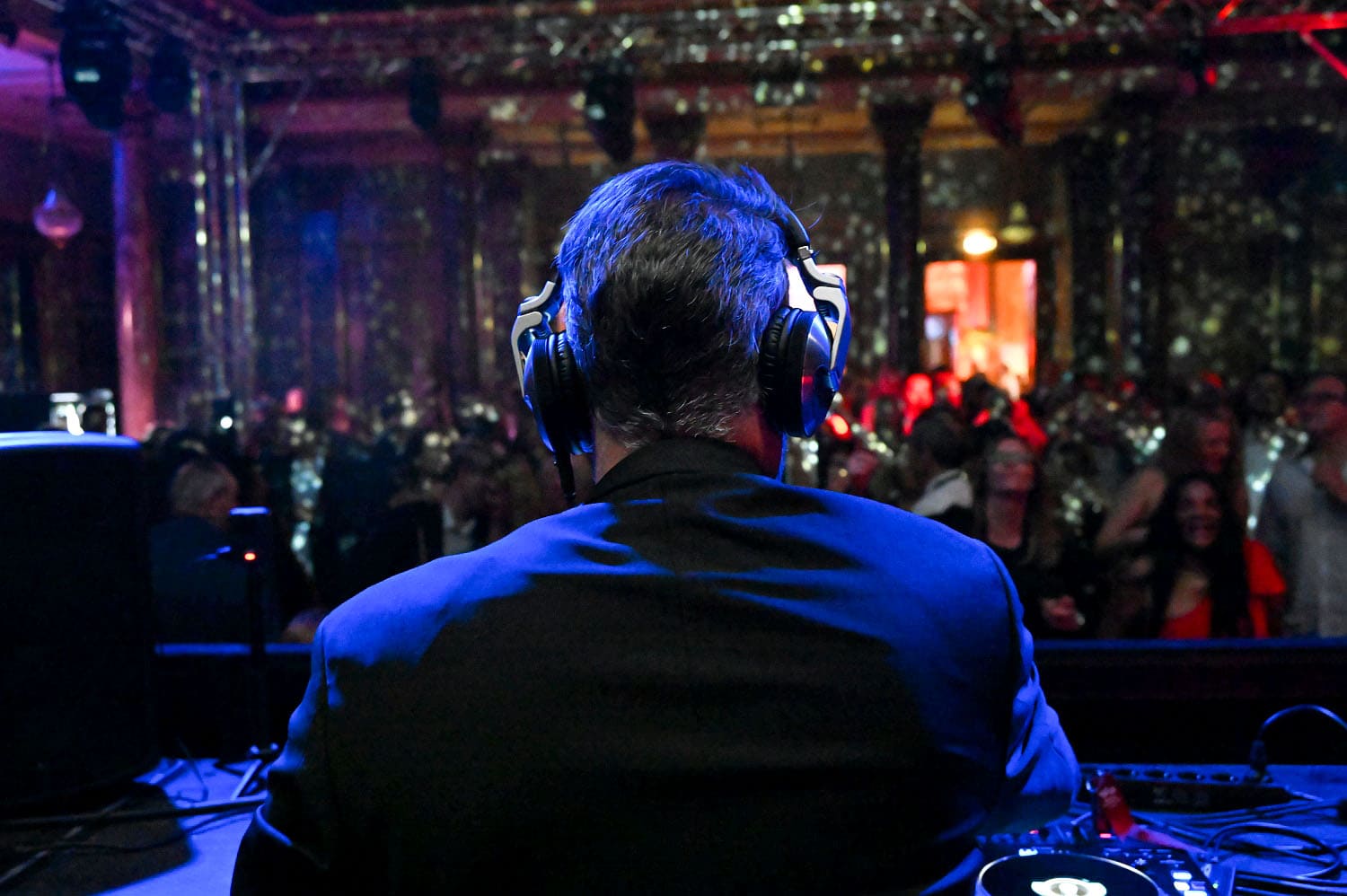 Rauschhofer im Friedrich-von-Thiersch-Saal zur Silvester-Gala im Kurhaus Wiesbaden 2026★2027